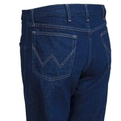 Wrangler Jeans: Men's Prewashed 39902 PW Rugged Wear Classic Fit Jeans 8 Wrangler Jeans: Men's Prewashed 39902 PW Rugged Wear Classic Fit Jeans -Work Clothes Store wranger 39902pw l 01
